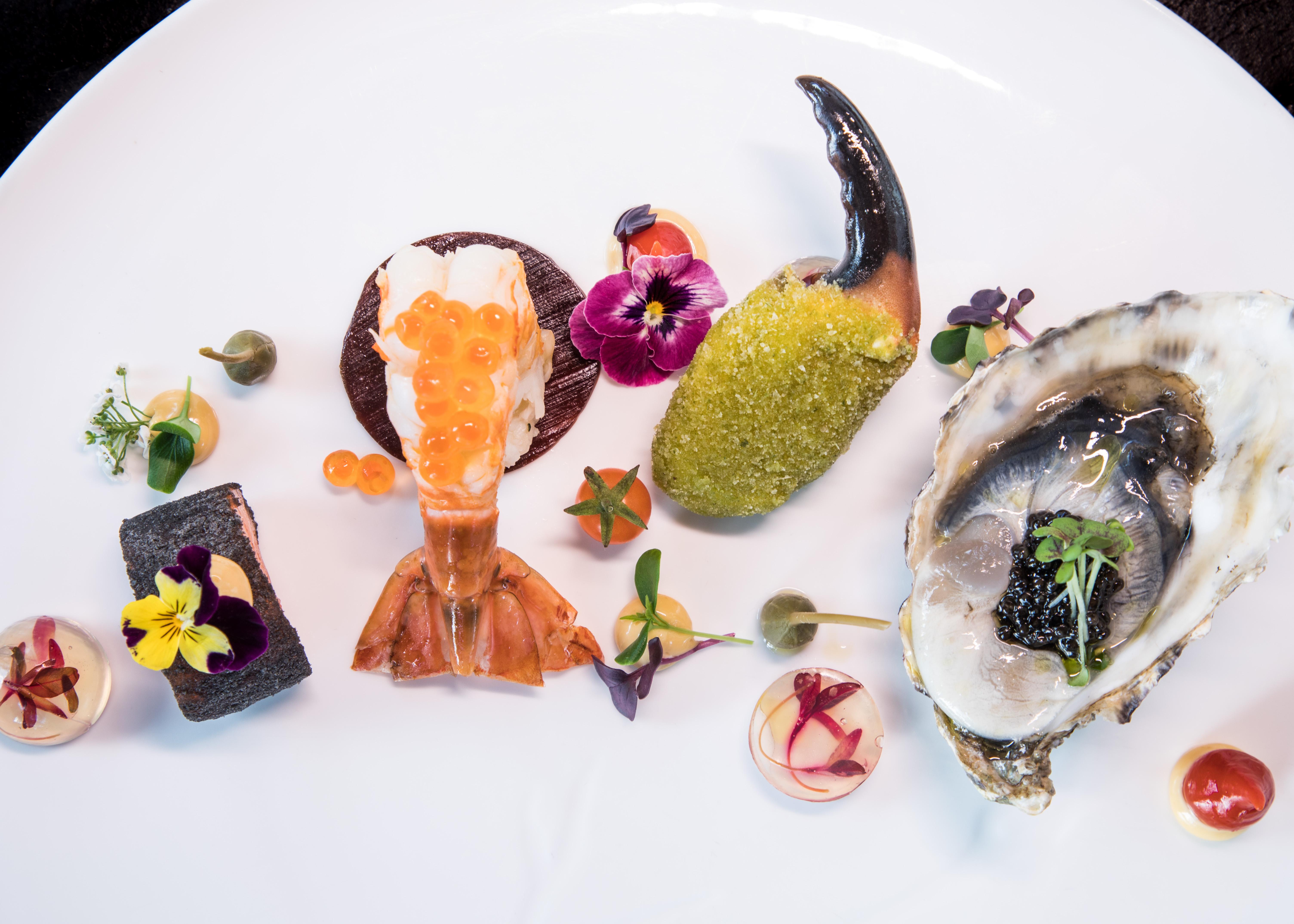Seasense Boutique Hotel & Spa (Adults Only) Belle Mare Esterno foto A plate of food at the restaurant