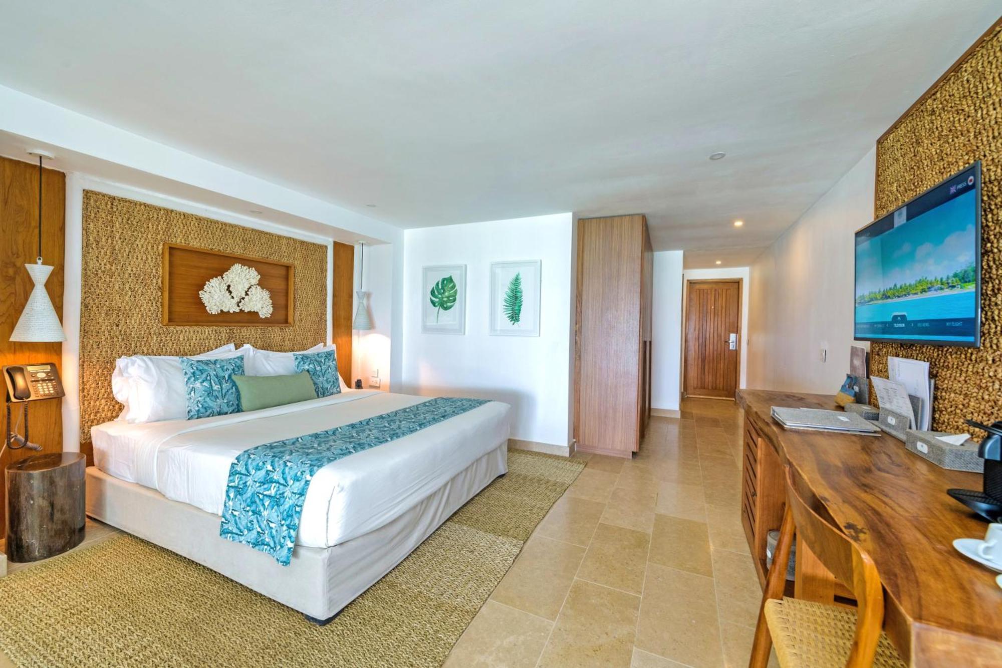 Seasense Boutique Hotel & Spa (Adults Only) Belle Mare Esterno foto Deluxe Ocean View